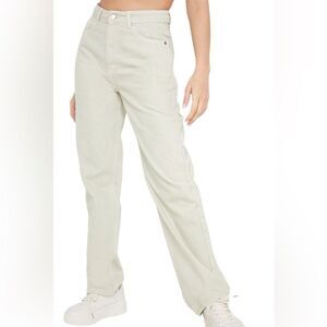 Pretty Little Thing long leg straight leg jeans high waist Off White Size 4